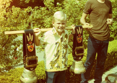 David with Swiss cowbells
